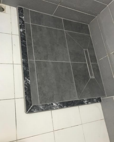 Zeminden Duşakabin
